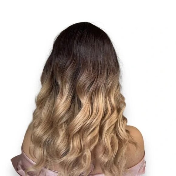 16 In ombre Brown To Honey Blonde wavy Short Wig Realistic Look with bangs - Picture 9 of 9